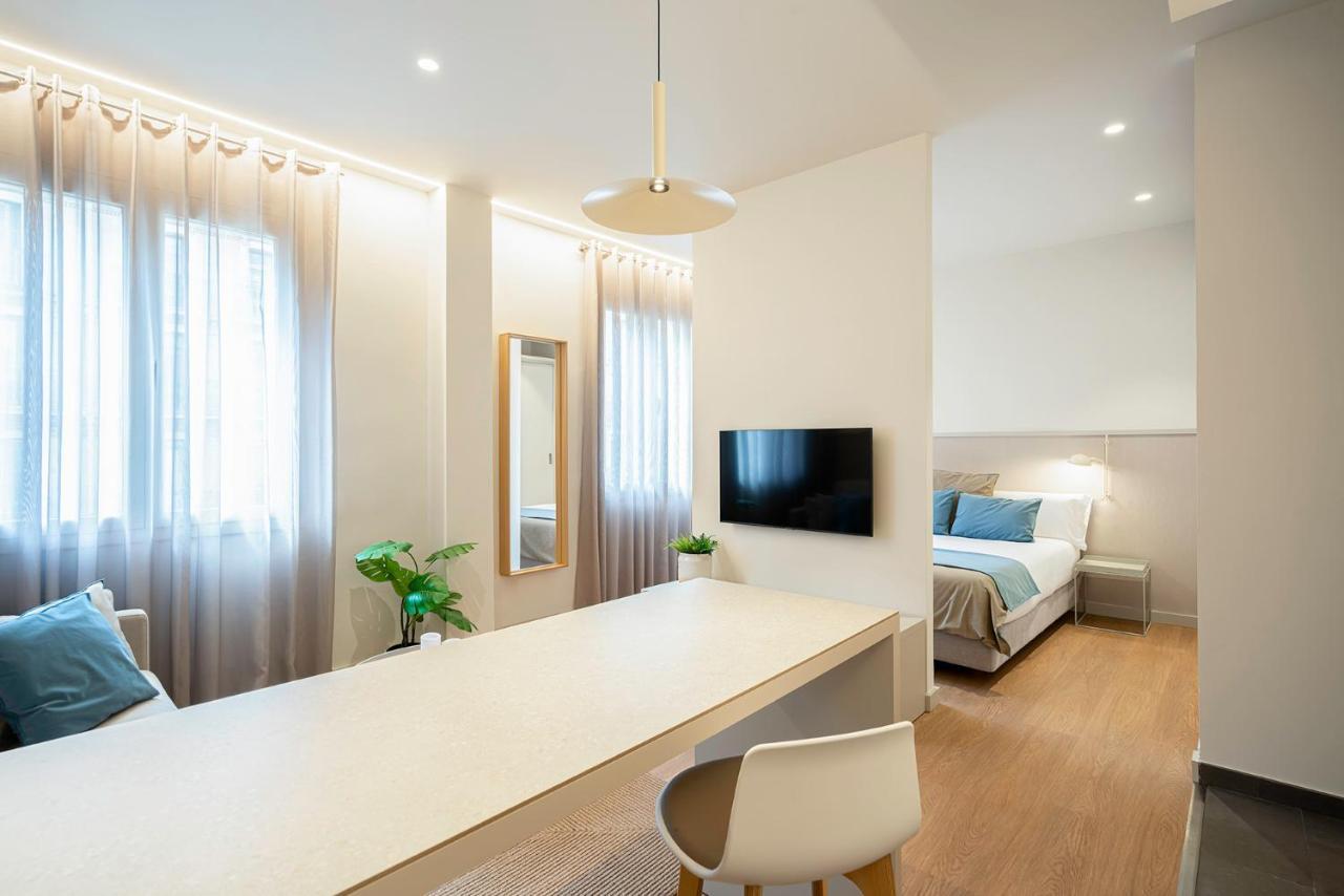 Fisa Rentals Ramblas Apartments Barcelone Extérieur photo