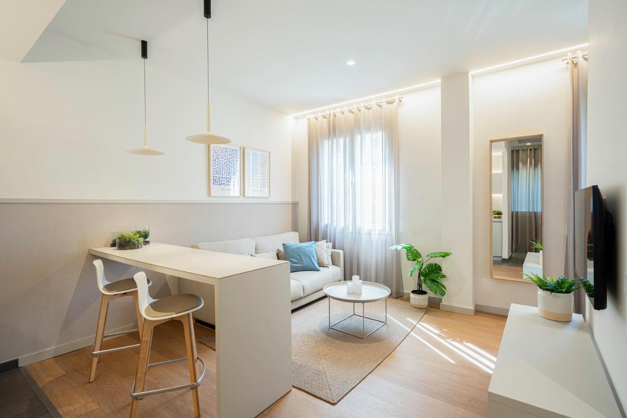 Fisa Rentals Ramblas Apartments Barcelone Extérieur photo
