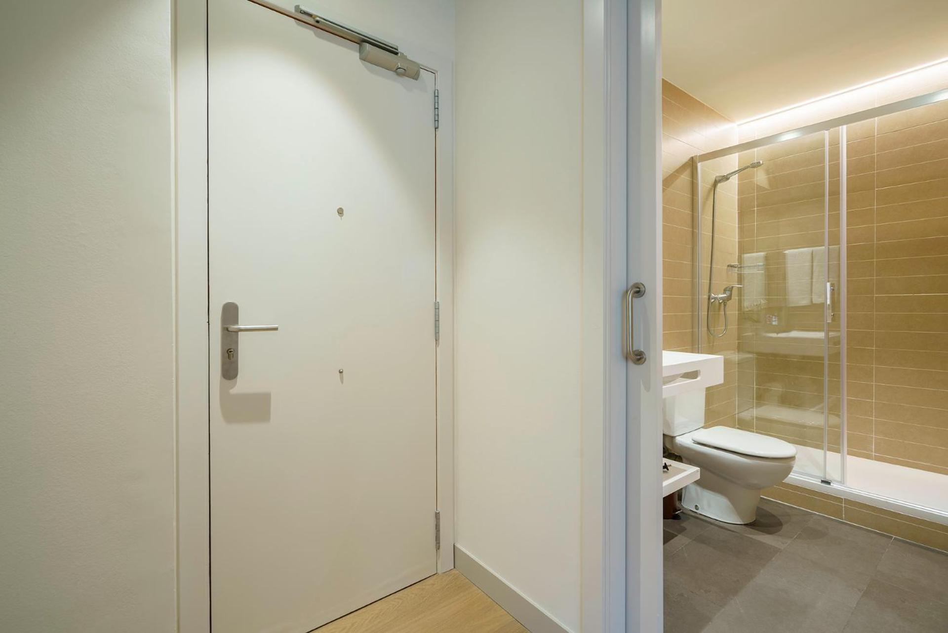 Fisa Rentals Ramblas Apartments Barcelone Extérieur photo
