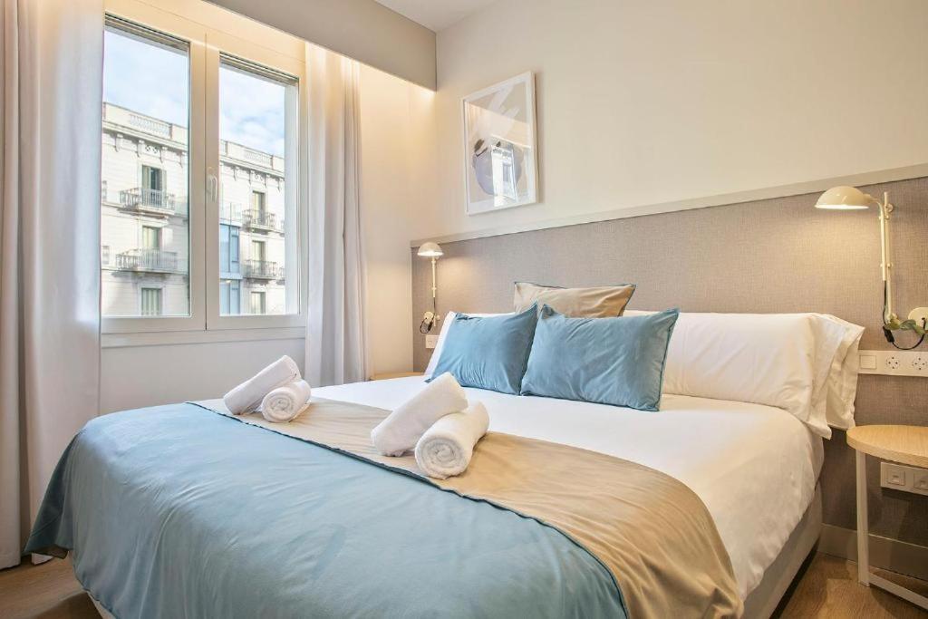 Fisa Rentals Ramblas Apartments Barcelone Extérieur photo