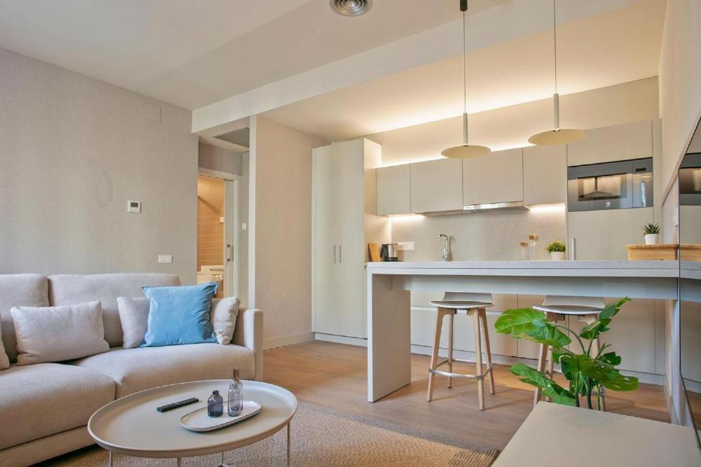 Fisa Rentals Ramblas Apartments Barcelone Extérieur photo