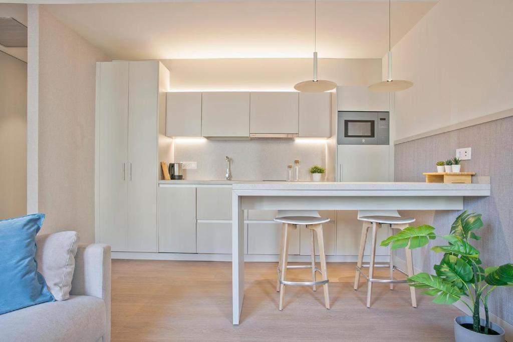 Fisa Rentals Ramblas Apartments Barcelone Extérieur photo